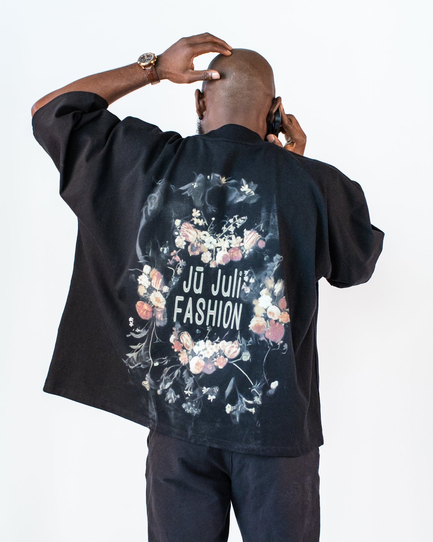 Jū Juli – Futuristisches Einfallsreichtum-Boxy-T-Shirt