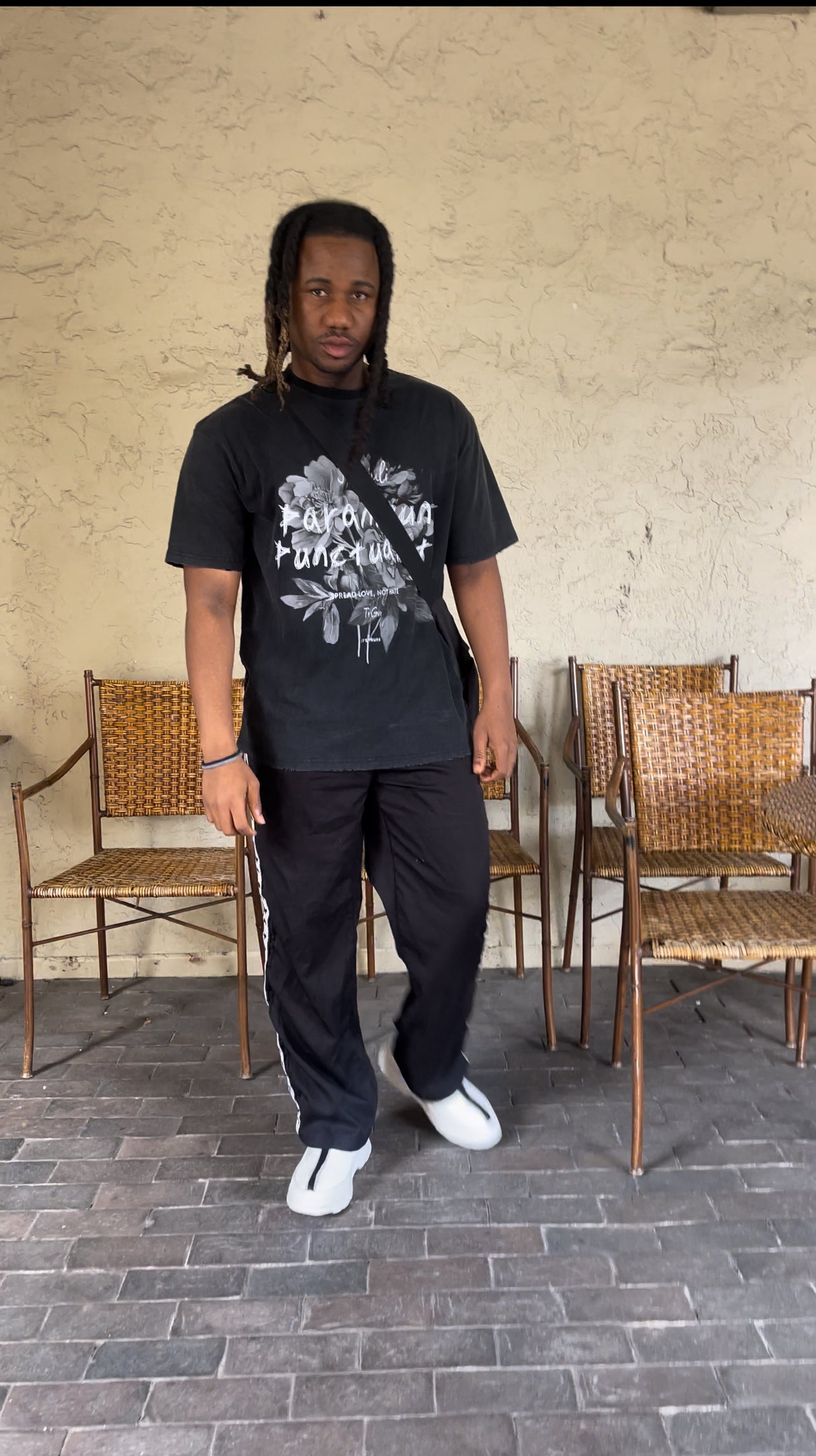 Jū Juli “Paramount Punctuality” vintage T-shirt