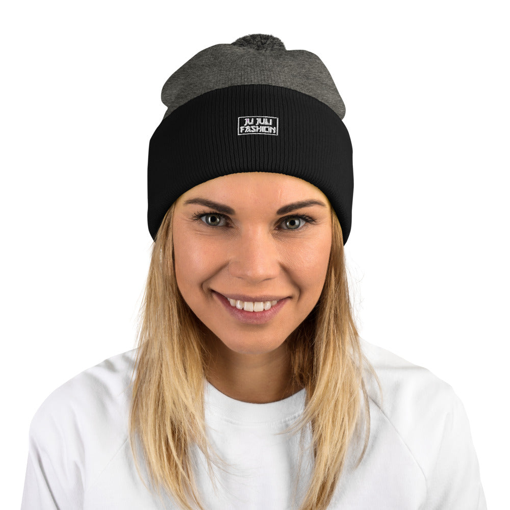 Jū Juli- “Rare Warmth” Pom Beanie