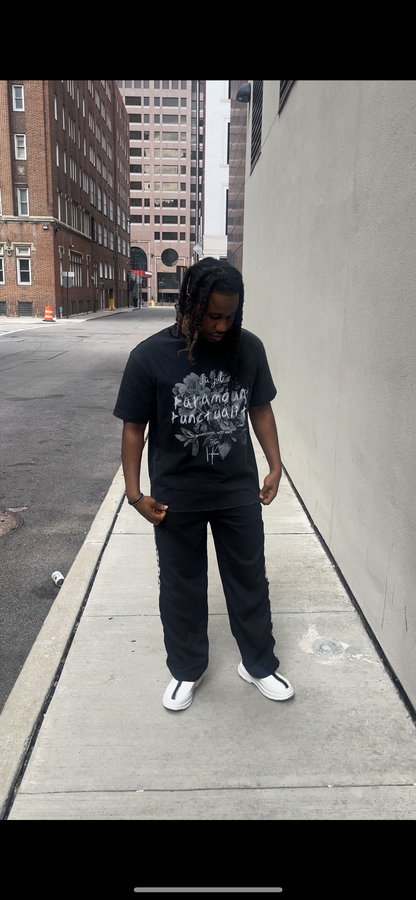 Jū Juli “Paramount Punctuality” vintage T-shirt